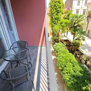 Green Corner Apartment