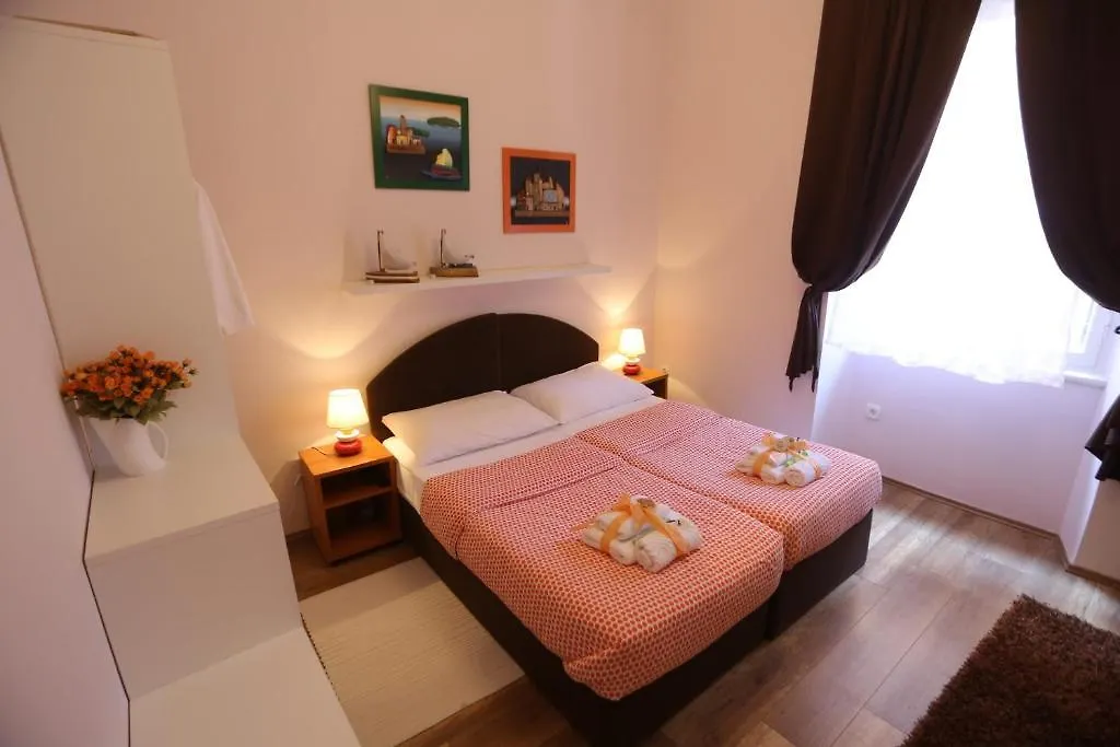 Greta Residence Zara Appartamento