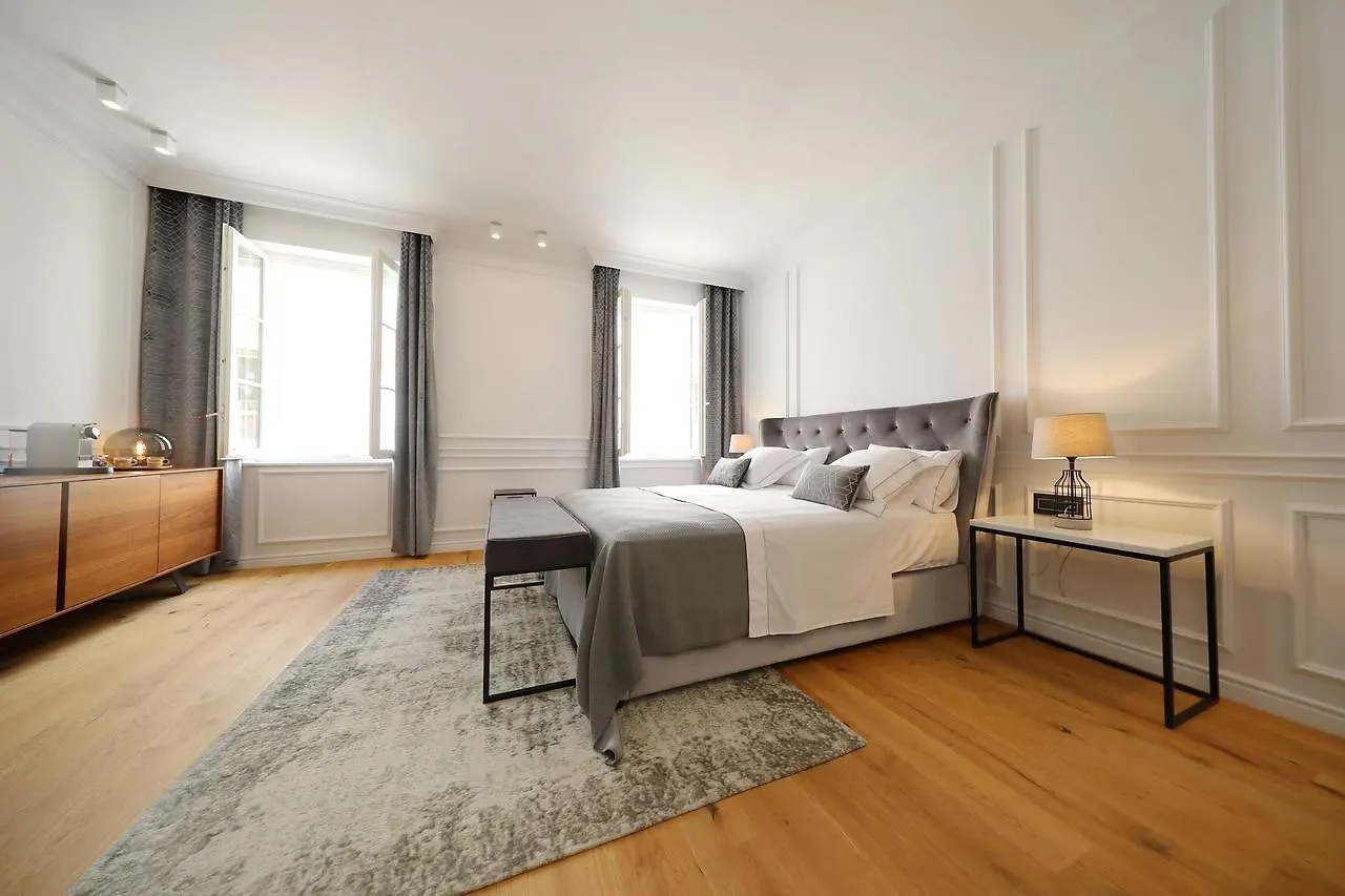 Appartamento Greta Residence Zara